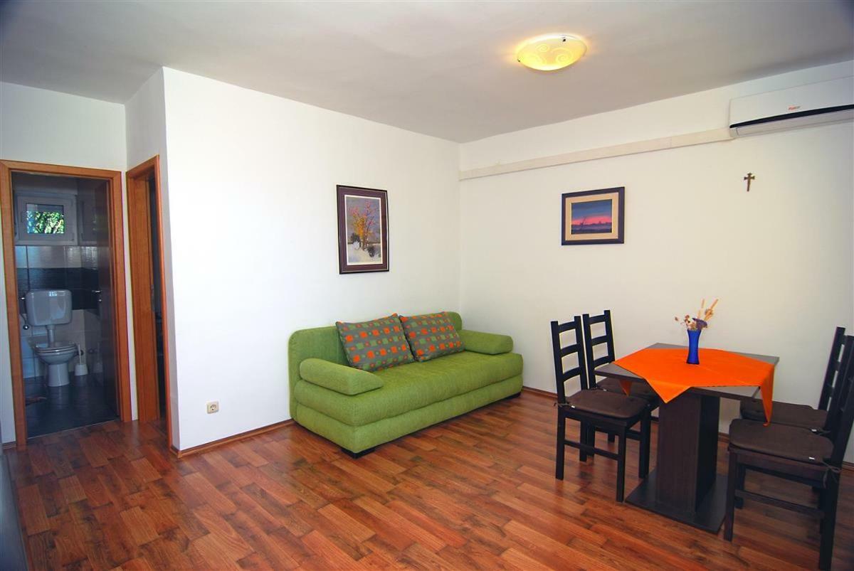 Apartman Luca Διαμέρισμα Zečevo Εξωτερικό φωτογραφία